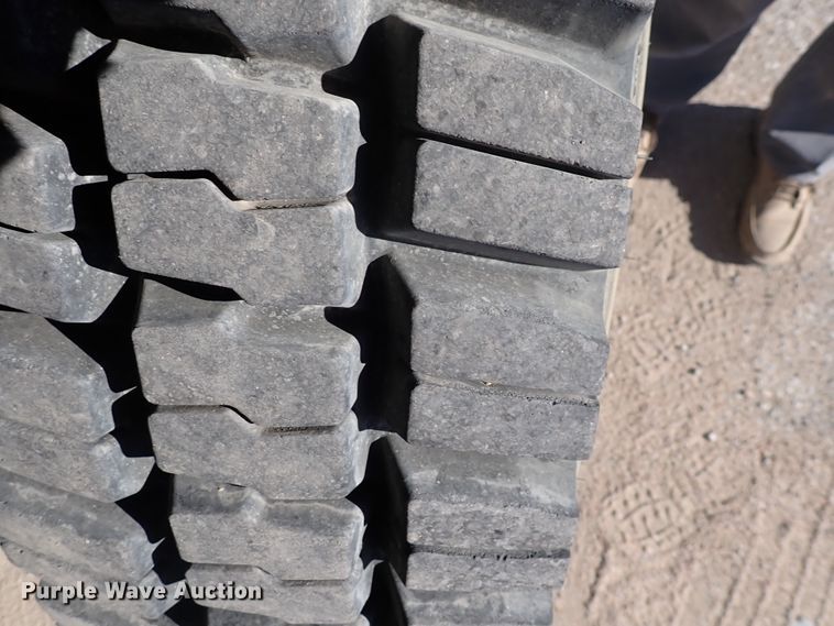 image for item DN2391 2000 Sterling L7500  crane truck