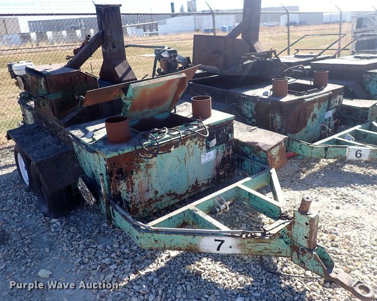 image for item DN2395 1994 Garlock  tar kettle