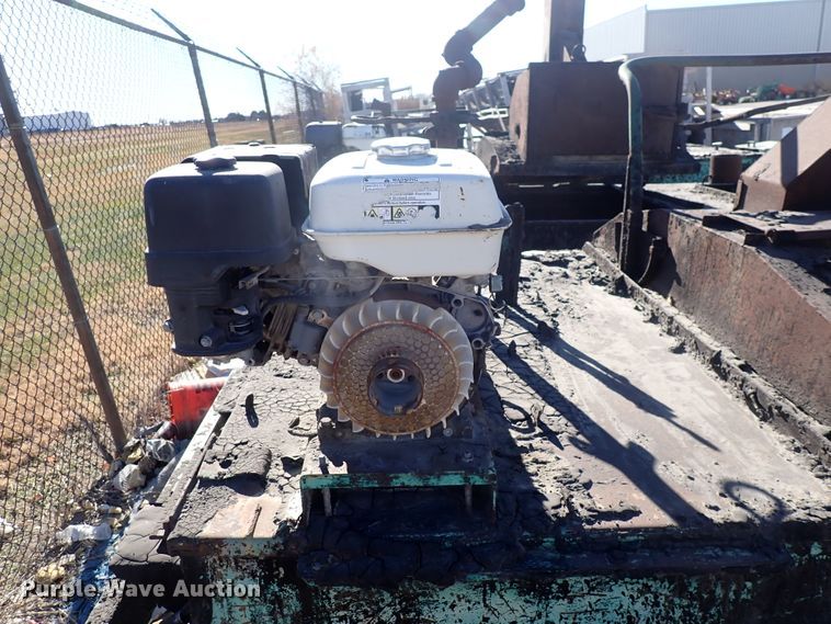 image for item DN2395 1994 Garlock  tar kettle