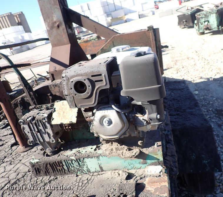 image for item DN2395 1994 Garlock  tar kettle