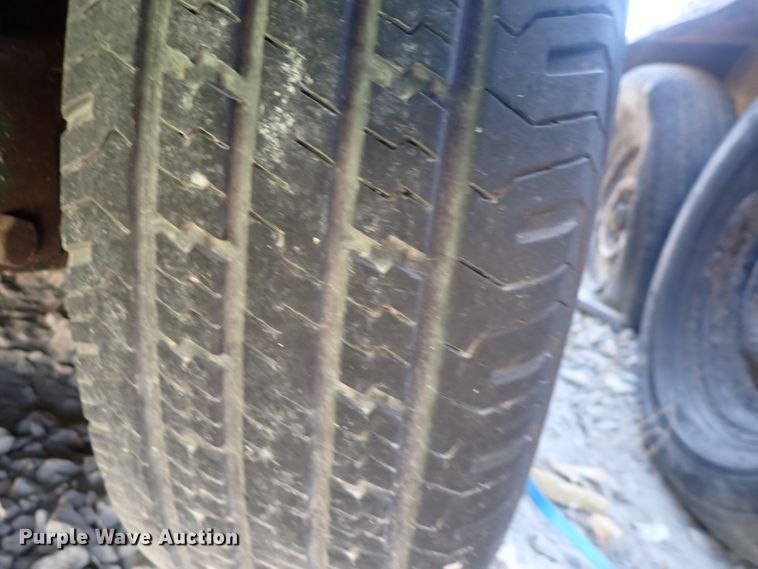 image for item DN2395 1994 Garlock  tar kettle