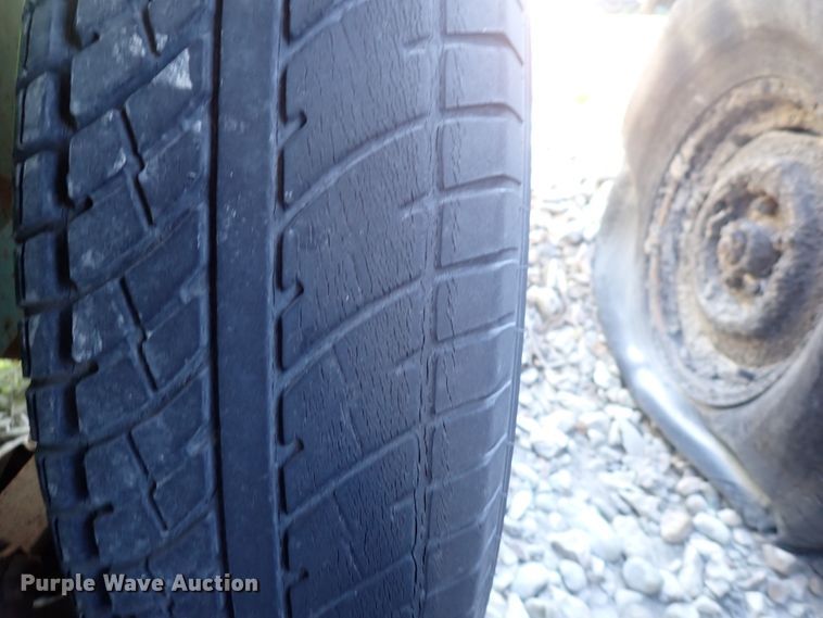 image for item DN2395 1994 Garlock  tar kettle