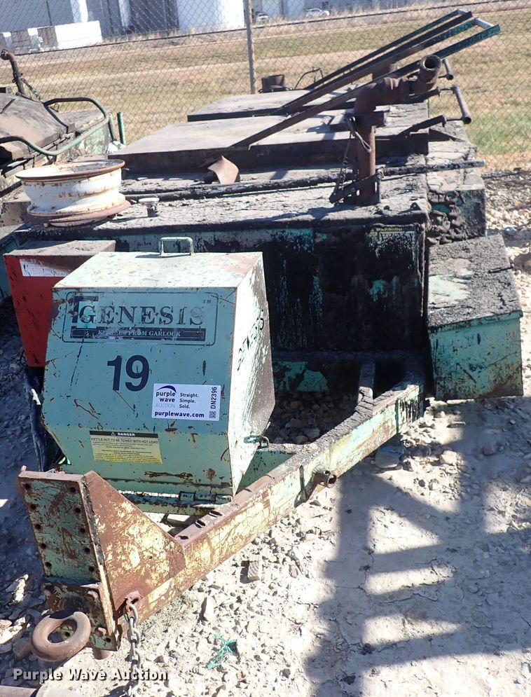 image for item DN2396 2003 Garlock  tar kettle