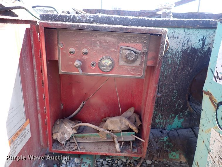 image for item DN2396 2003 Garlock  tar kettle