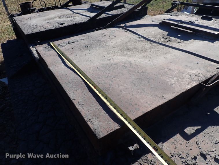 image for item DN2396 2003 Garlock  tar kettle