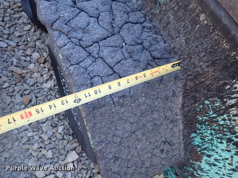 image for item DN2396 2003 Garlock  tar kettle