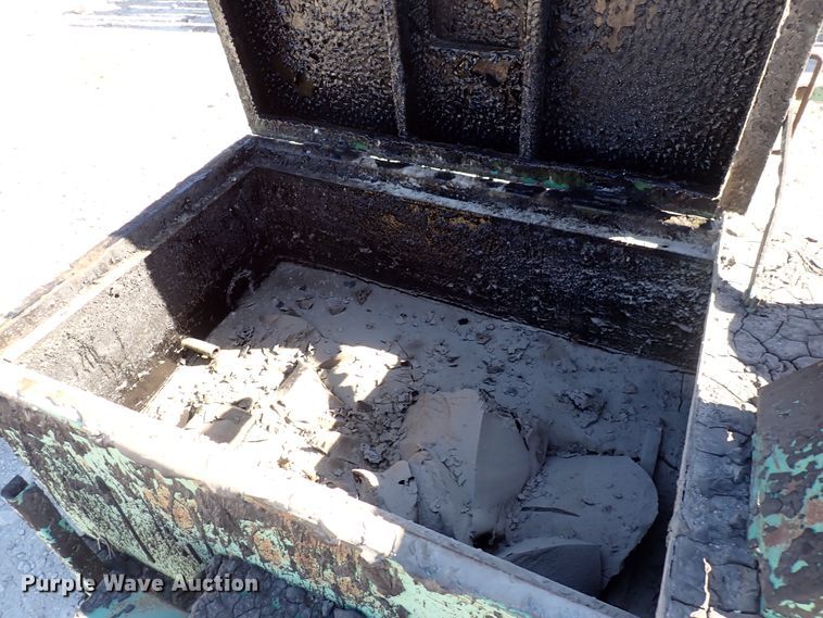 image for item DN2397 Garlock 115  tar kettle