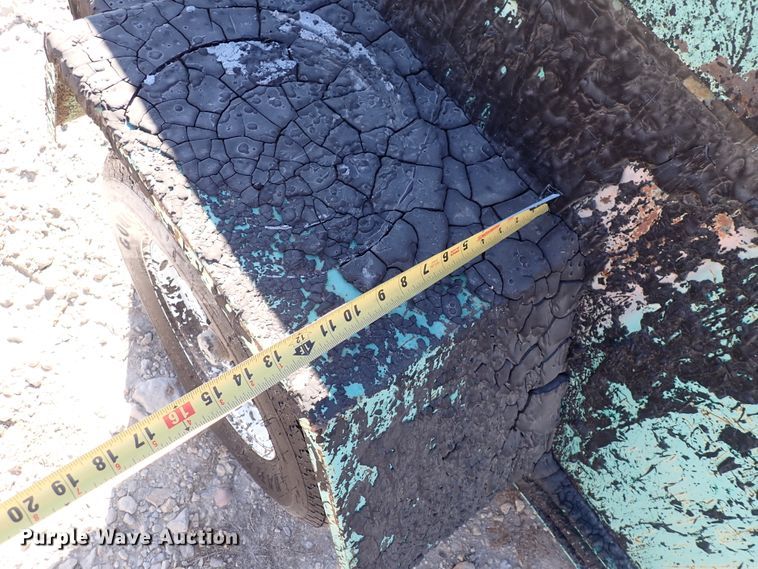 image for item DN2399 Garlock 115  tar kettle