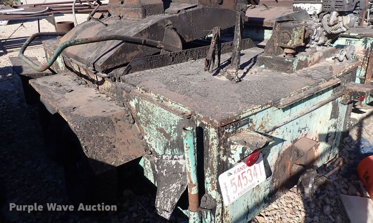 image for item DN2406 1993 Garlock  tar kettle