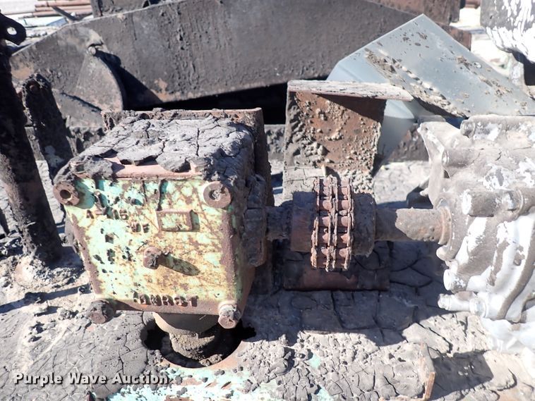 image for item DN2406 1993 Garlock  tar kettle