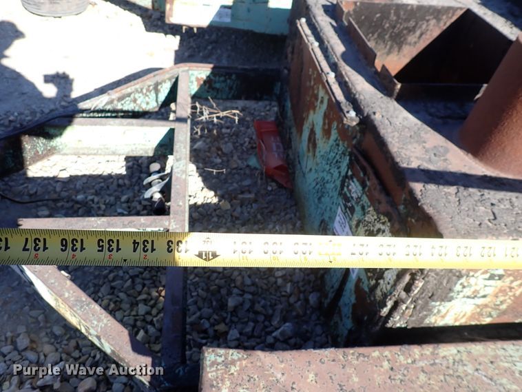 image for item DN2406 1993 Garlock  tar kettle