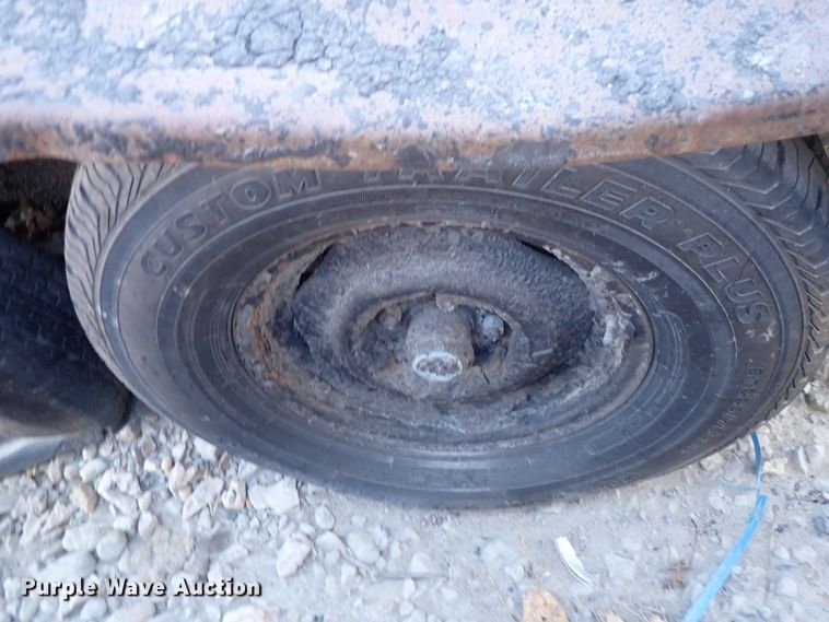 image for item DN2406 1993 Garlock  tar kettle