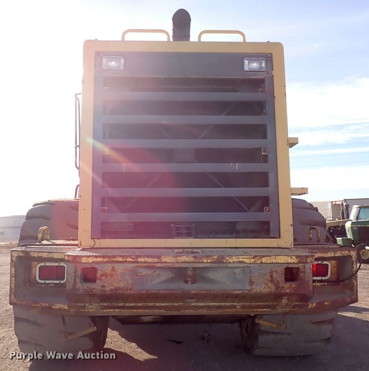 image for item DN2408 2000 Komatsu WA600-1LE  wheel loader