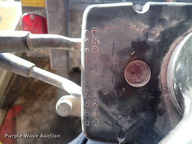 image for item DN2408 2000 Komatsu WA600-1LE  wheel loader