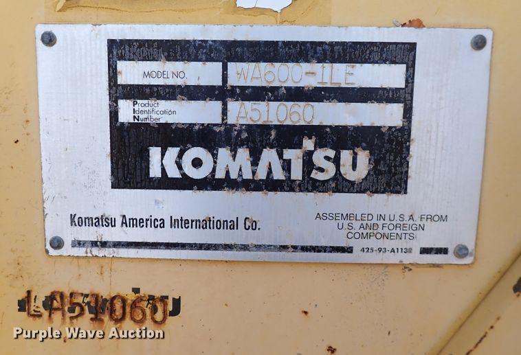 image for item DN2408 2000 Komatsu WA600-1LE  wheel loader