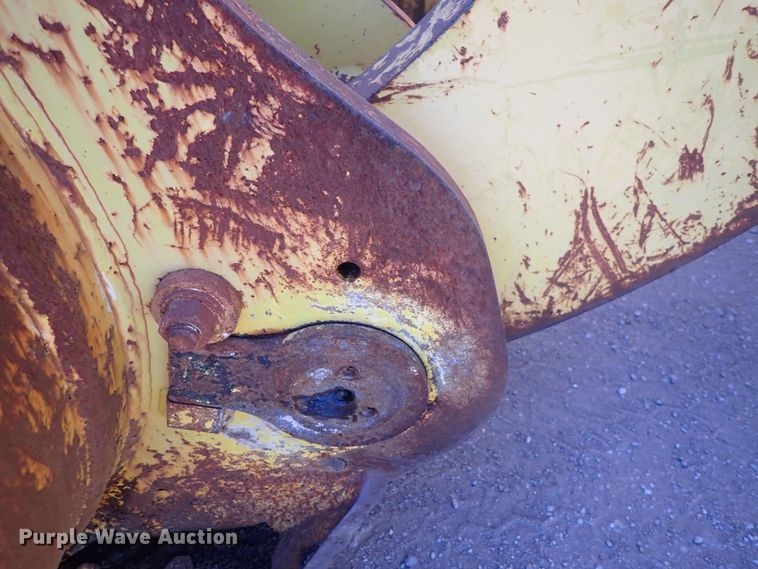 image for item DN2408 2000 Komatsu WA600-1LE  wheel loader