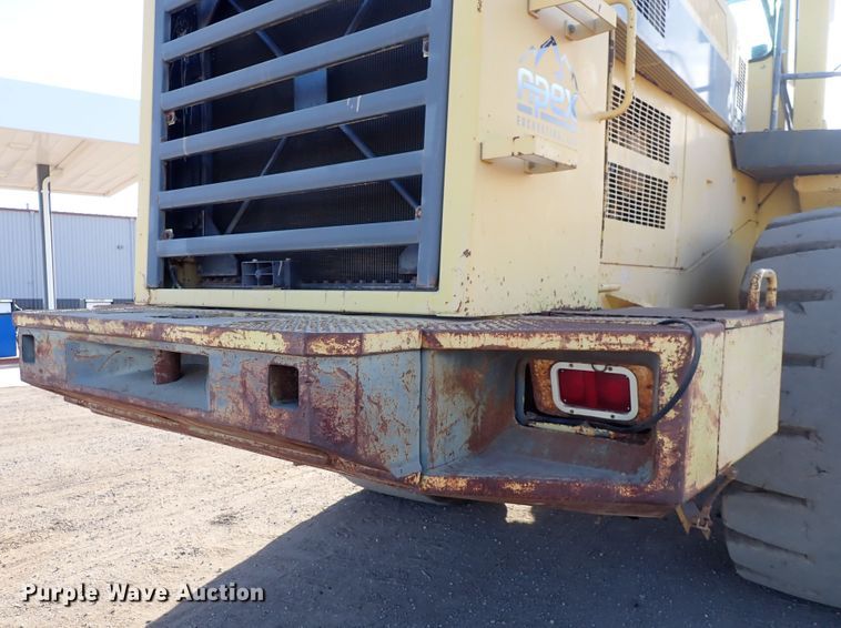 image for item DN2408 2000 Komatsu WA600-1LE  wheel loader