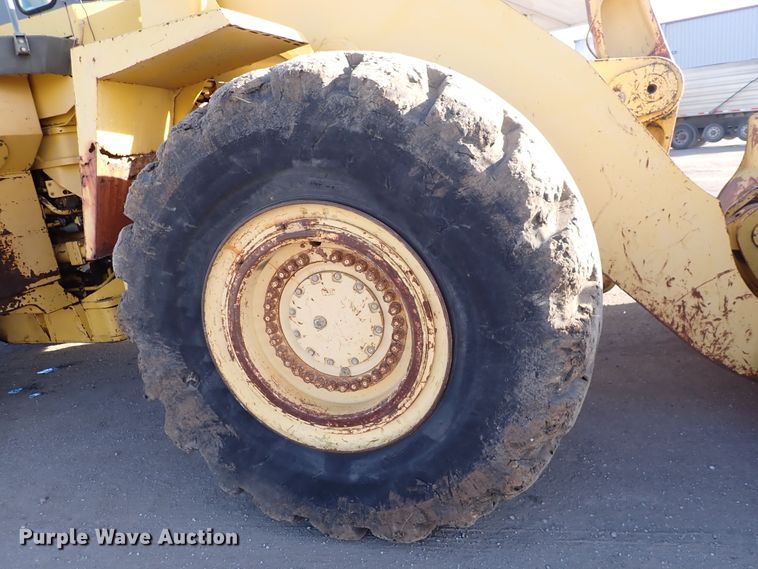image for item DN2408 2000 Komatsu WA600-1LE  wheel loader