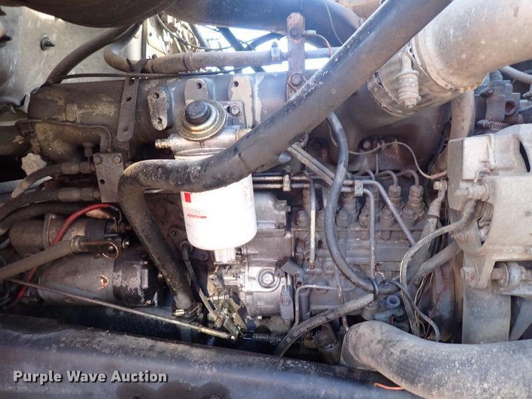 image for item DN2410 1992 Ford LT8000  dump truck