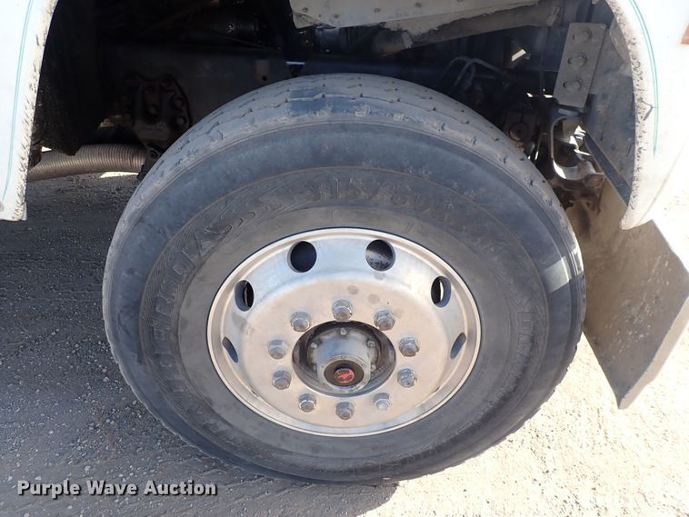 image for item DN2410 1992 Ford LT8000  dump truck