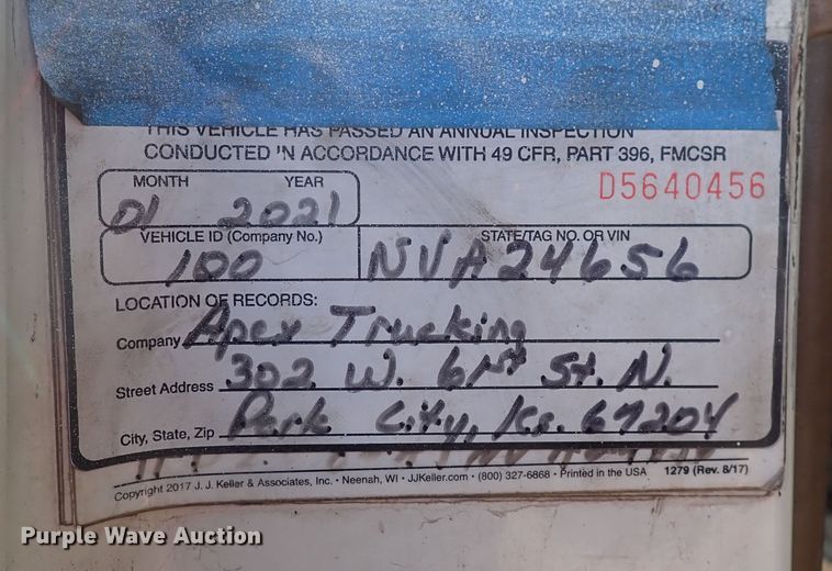 image for item DN2410 1992 Ford LT8000  dump truck