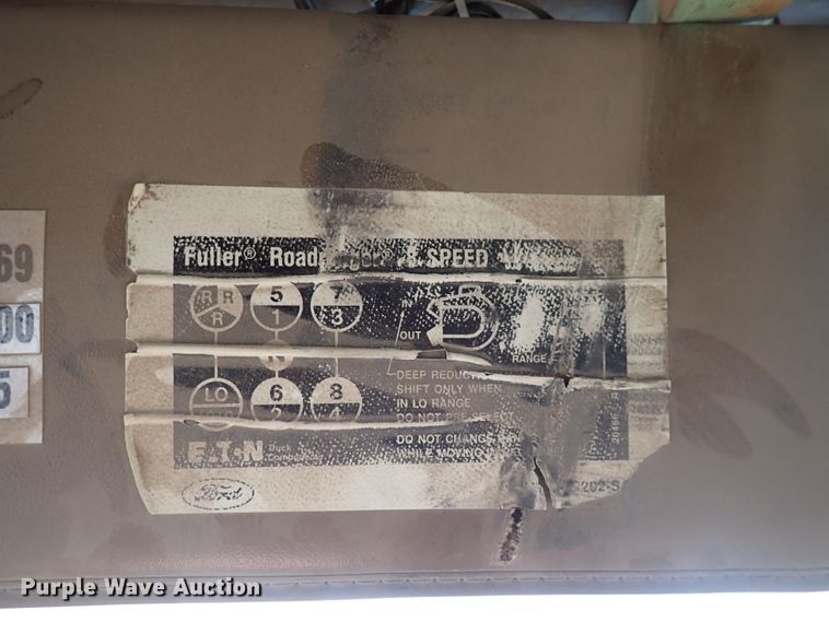 image for item DN2411 1994 Ford LT8000F  dump truck