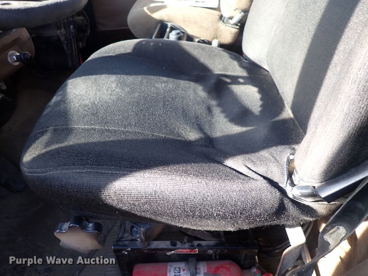 image for item DN2411 1994 Ford LT8000F  dump truck