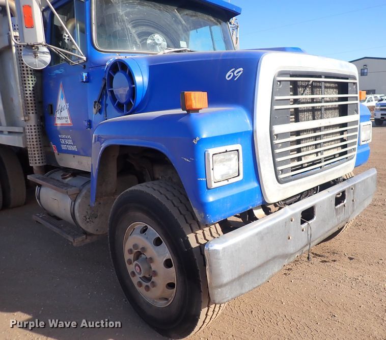 image for item DN2411 1994 Ford LT8000F  dump truck