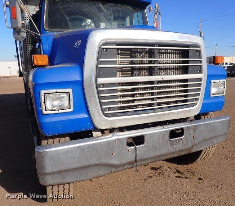 image for item DN2411 1994 Ford LT8000F  dump truck