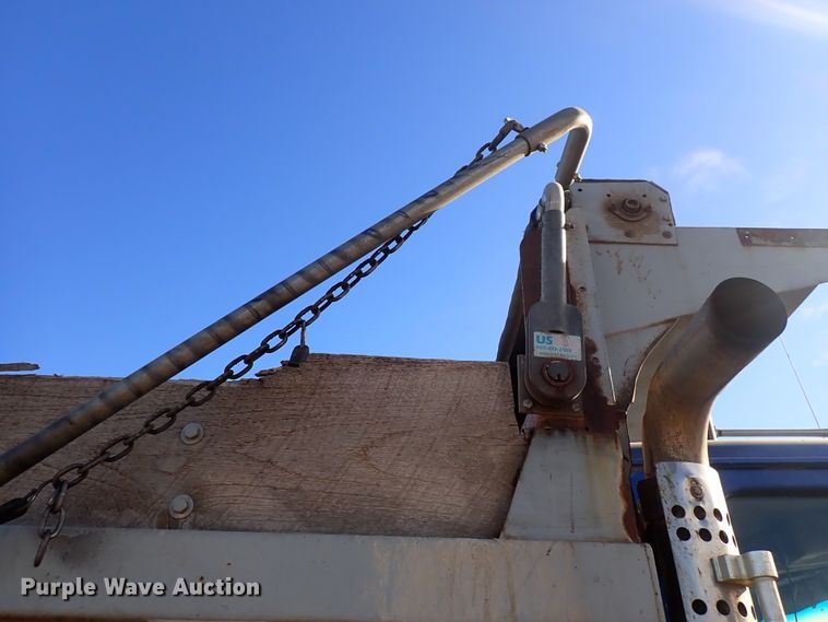 image for item DN2411 1994 Ford LT8000F  dump truck