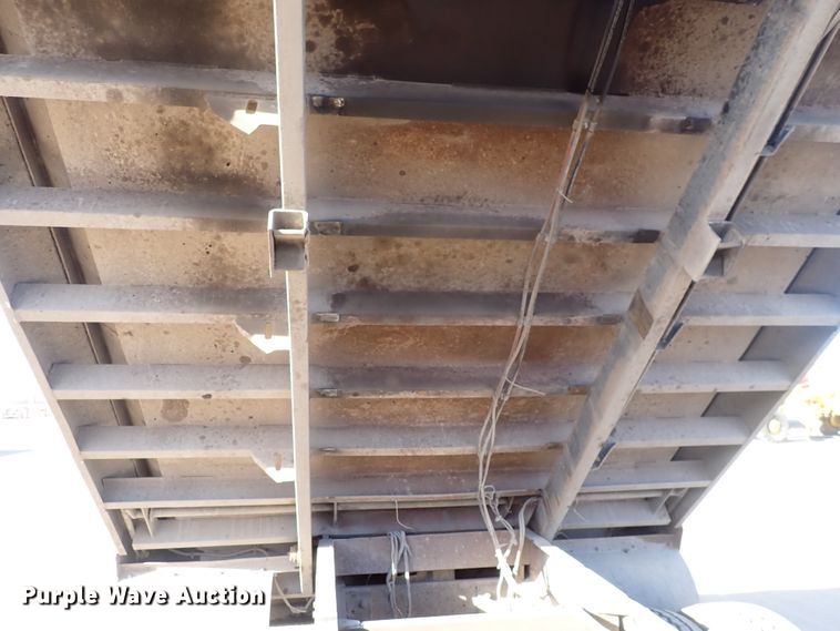 image for item DN2411 1994 Ford LT8000F  dump truck