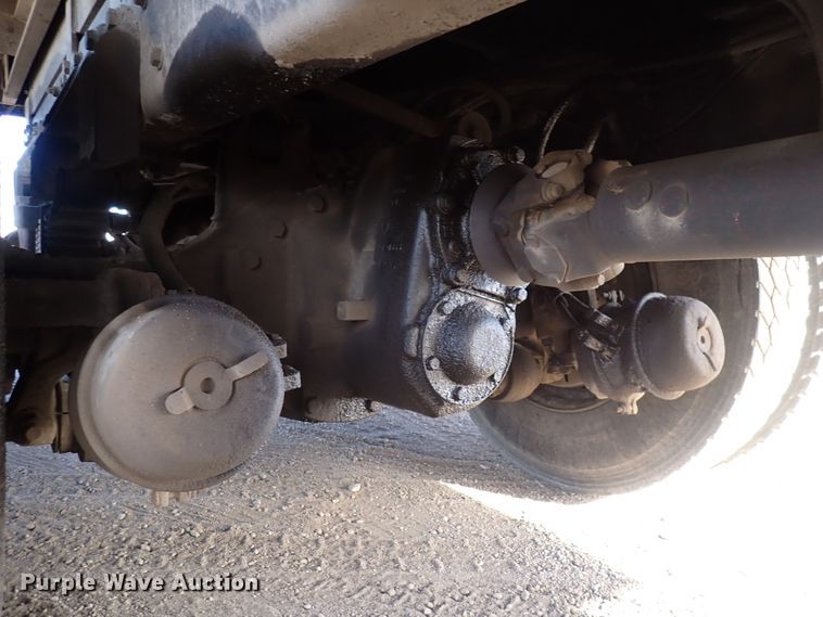 image for item DN2411 1994 Ford LT8000F  dump truck