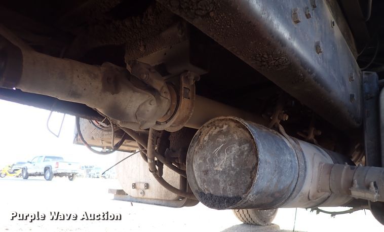 image for item DN2411 1994 Ford LT8000F  dump truck