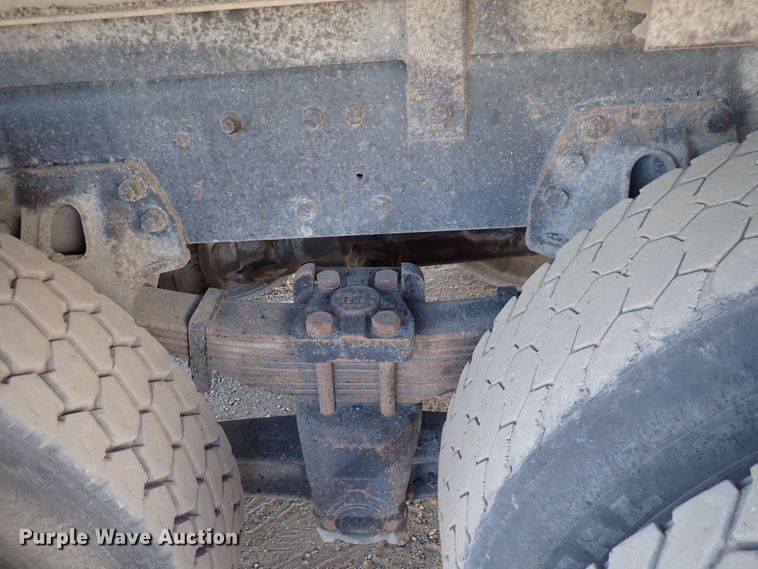 image for item DN2411 1994 Ford LT8000F  dump truck