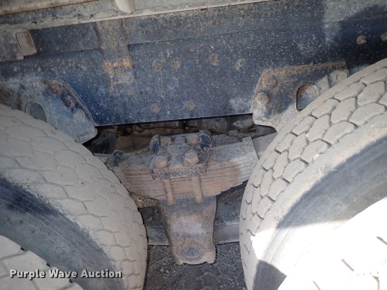 image for item DN2411 1994 Ford LT8000F  dump truck