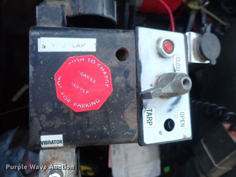 image for item DN2412 1998 Chevrolet C7500  dump truck