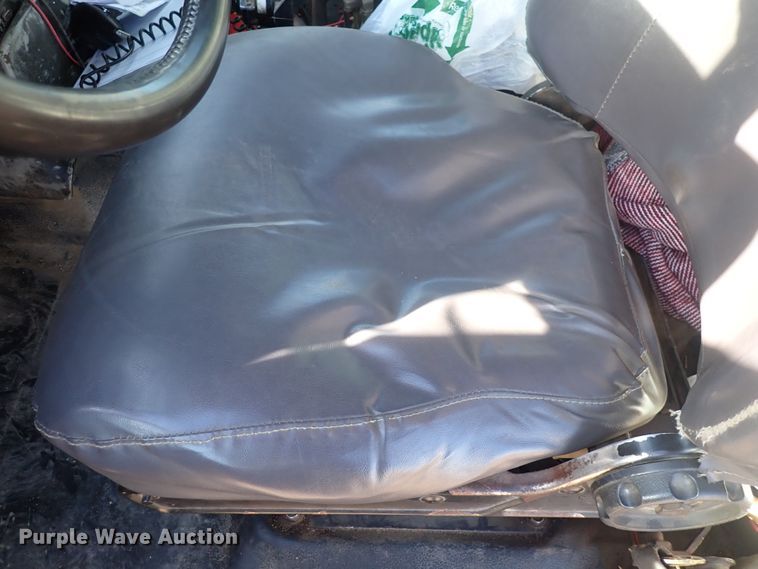 image for item DN2412 1998 Chevrolet C7500  dump truck