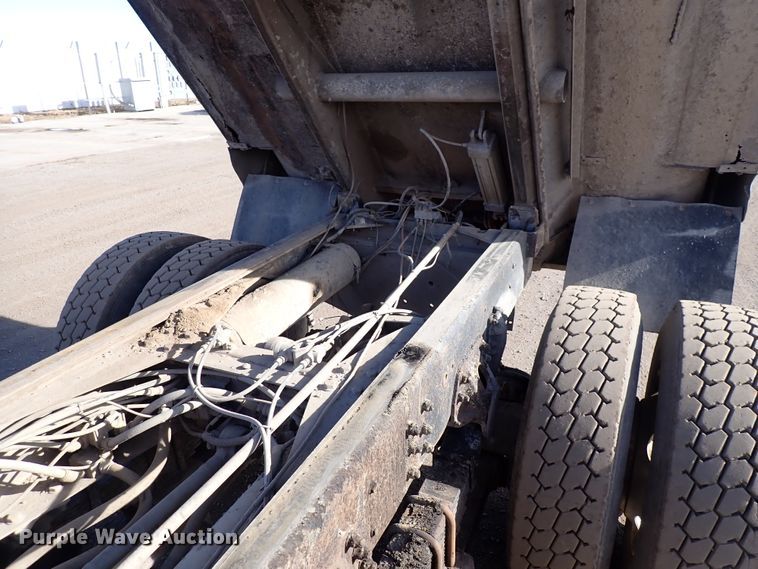 image for item DN2412 1998 Chevrolet C7500  dump truck