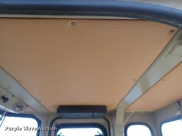 image for item DN2415 1993 John Deere 244E  wheel loader