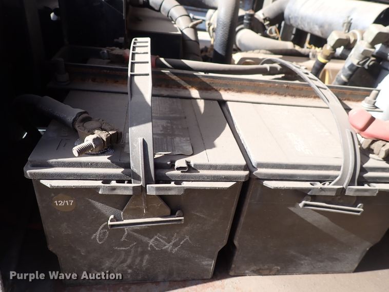 image for item DN2415 1993 John Deere 244E  wheel loader