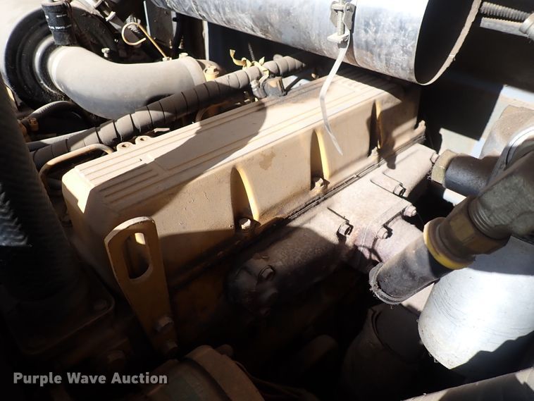 image for item DN2415 1993 John Deere 244E  wheel loader