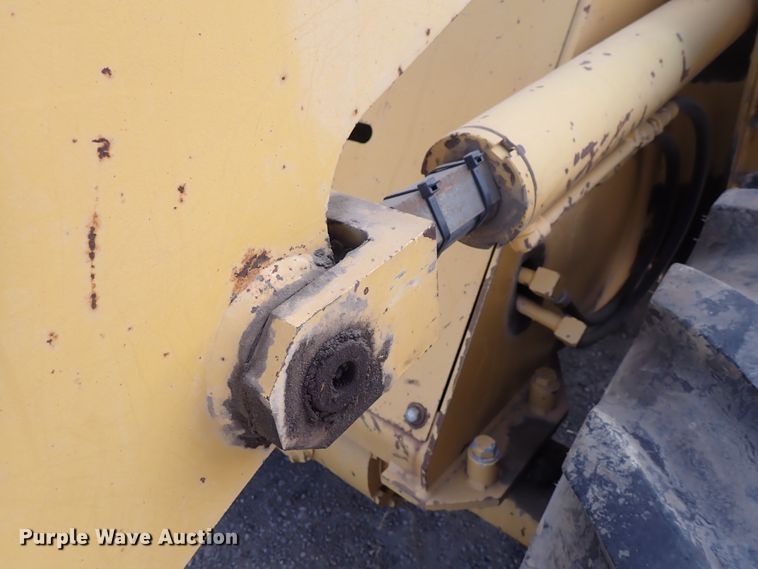 image for item DN2415 1993 John Deere 244E  wheel loader