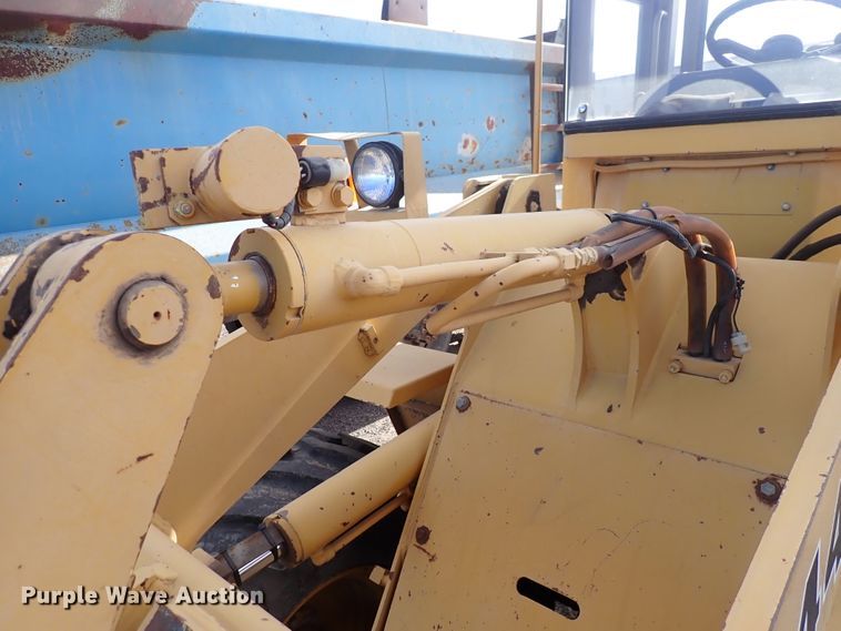 image for item DN2415 1993 John Deere 244E  wheel loader