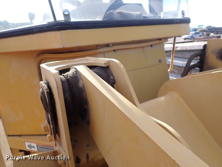 image for item DN2415 1993 John Deere 244E  wheel loader