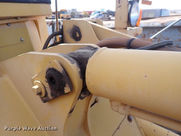 image for item DN2415 1993 John Deere 244E  wheel loader