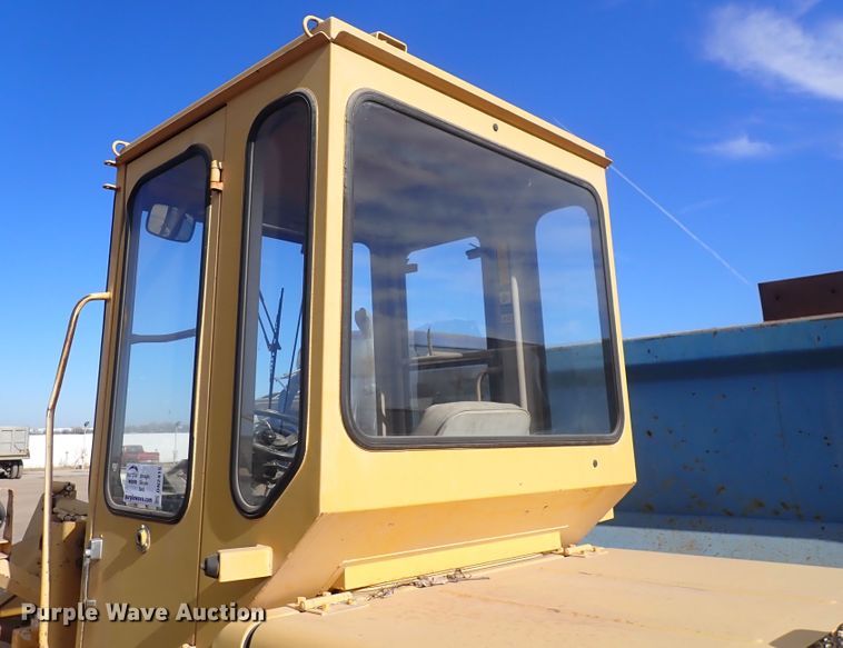 image for item DN2415 1993 John Deere 244E  wheel loader