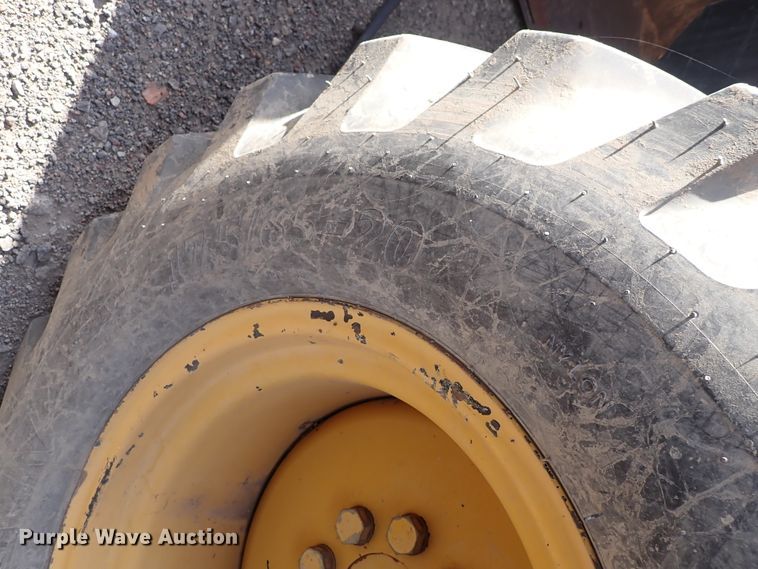 image for item DN2415 1993 John Deere 244E  wheel loader