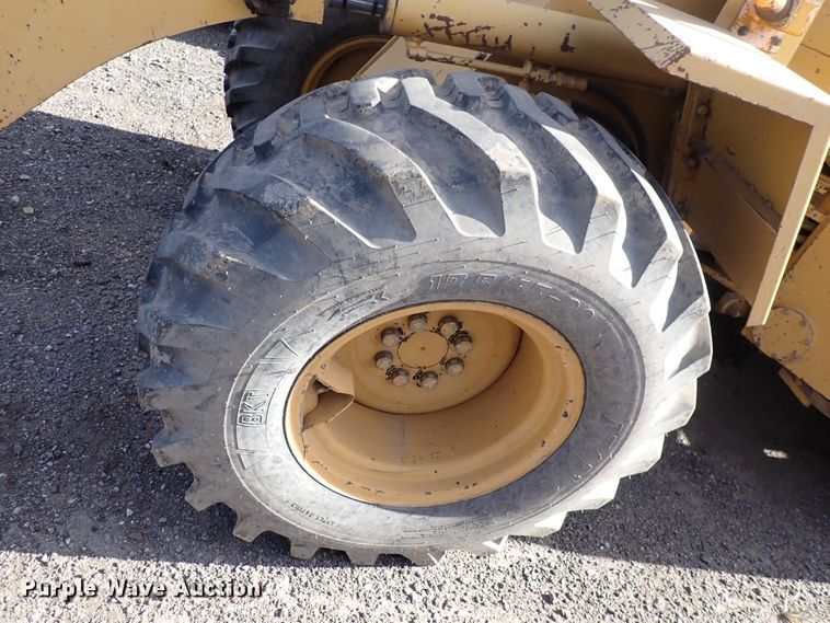 image for item DN2415 1993 John Deere 244E  wheel loader