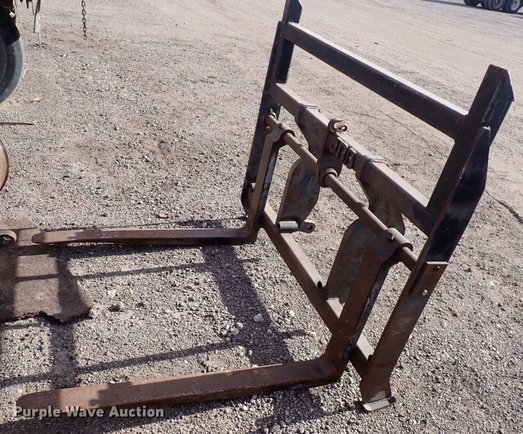 image for item DN2415 1993 John Deere 244E  wheel loader