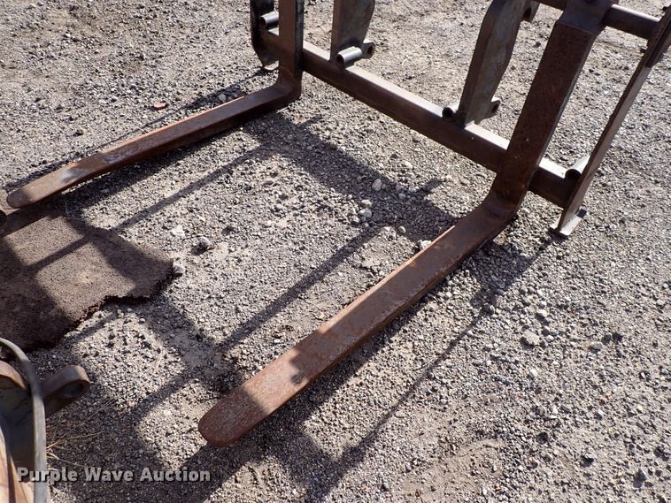 image for item DN2415 1993 John Deere 244E  wheel loader